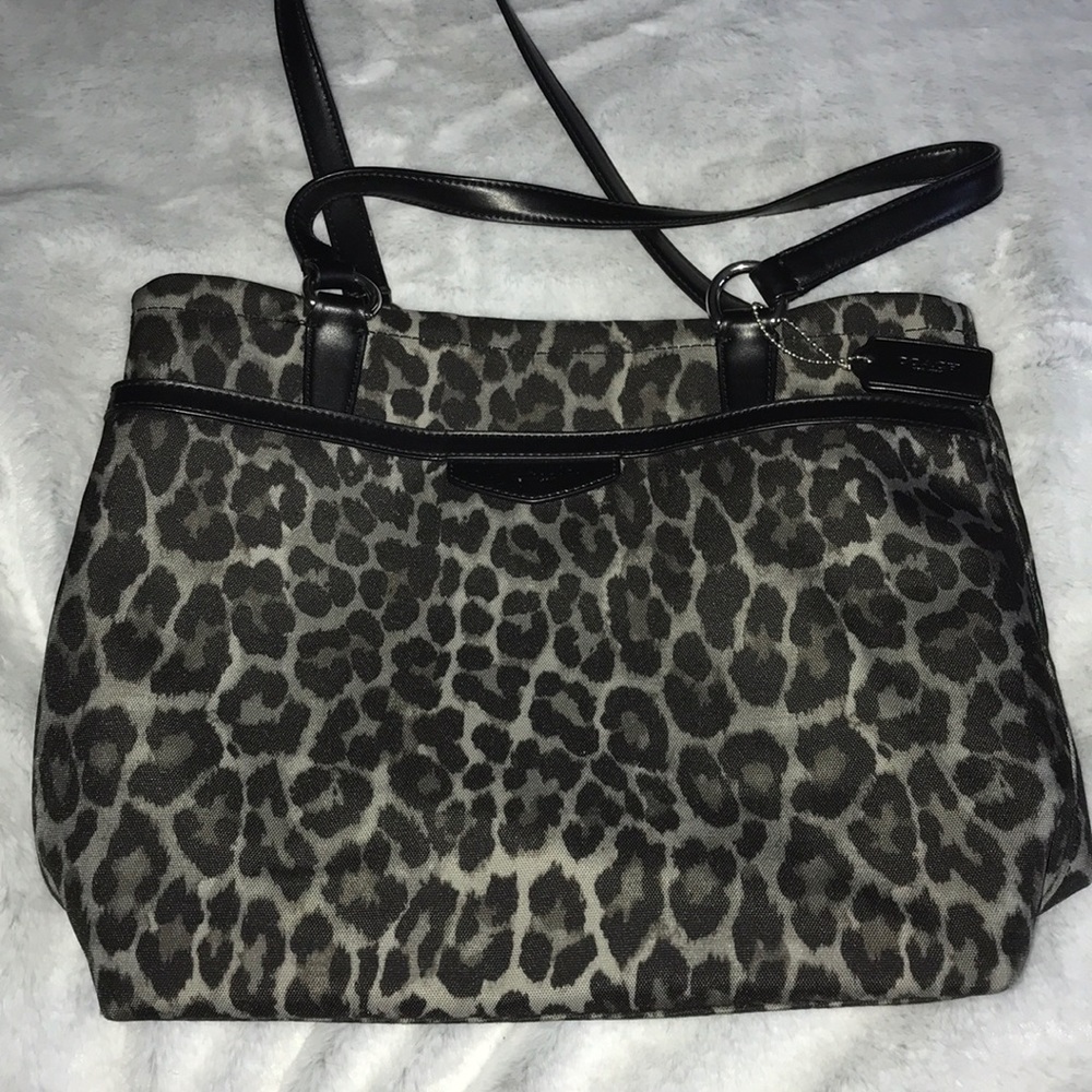 Coach shoulder bag